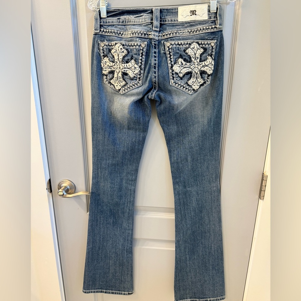 Miss Me NWOT, size 25, inseam 34” never worn - Picture 2 of 5
